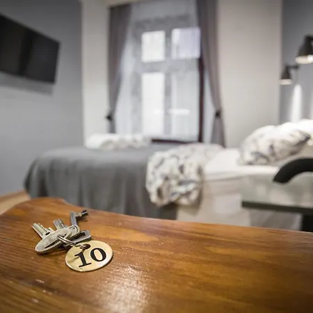 Goscinne Sw. Anny 4* Kraków