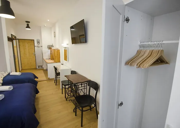 Goscinne Sw. Anny Krasków