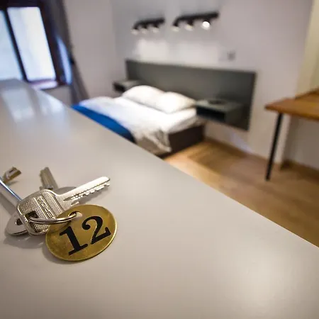 Goscinne Sw. Anny Ξενοδοχείο με διαμερίσματα Krasków