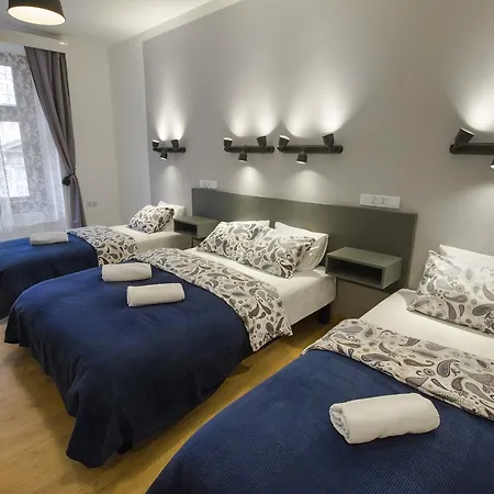 Goscinne Sw. Anny Krasków