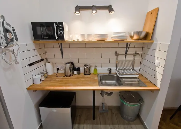 아파트호텔 포코예 고시친네 시프. 안니 4*