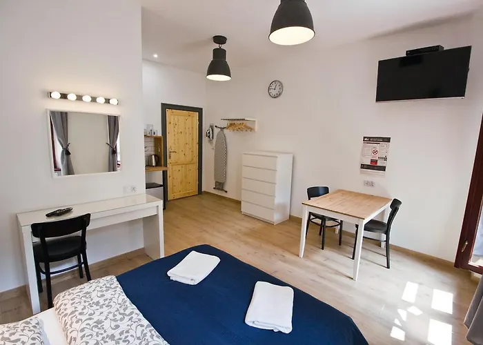 포코예 고시친네 시프. 안니 크라쿠프