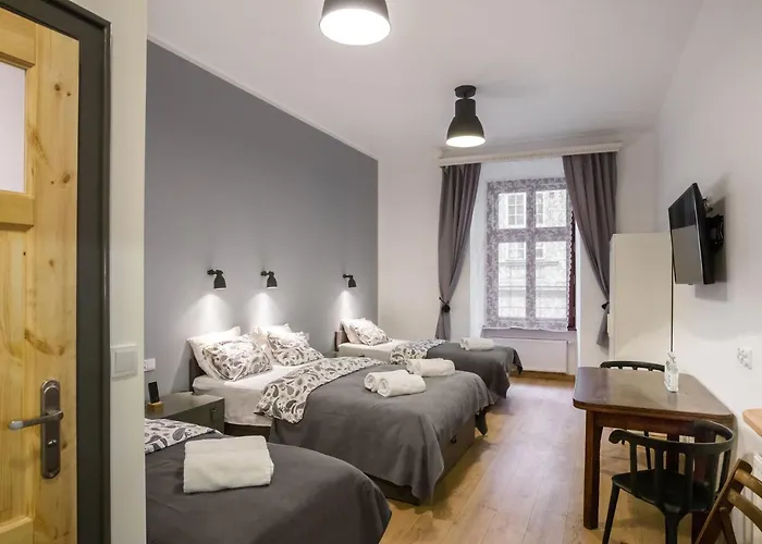 아파트호텔 포코예 고시친네 시프. 안니 4*